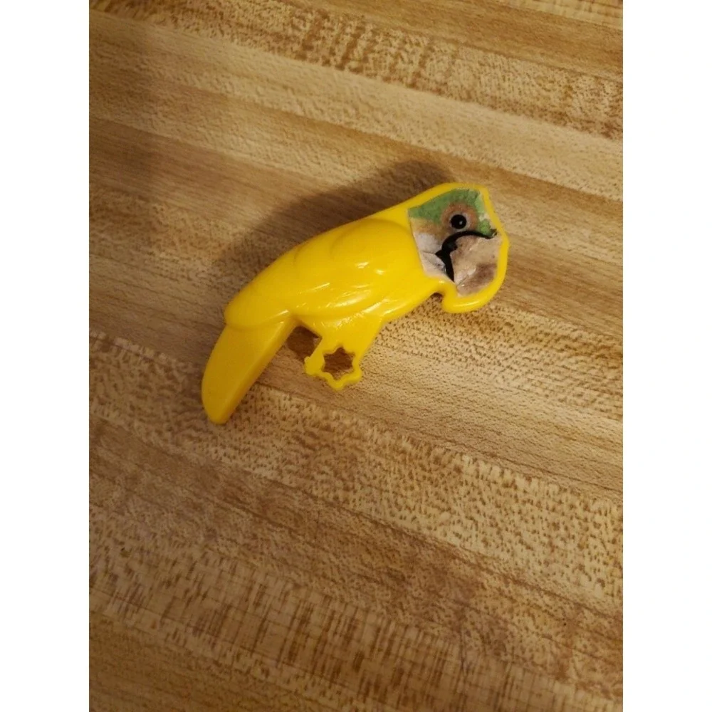 Vintage Fisher Price Little People Play Family Zoo 916 Yellow Parrot Replacement